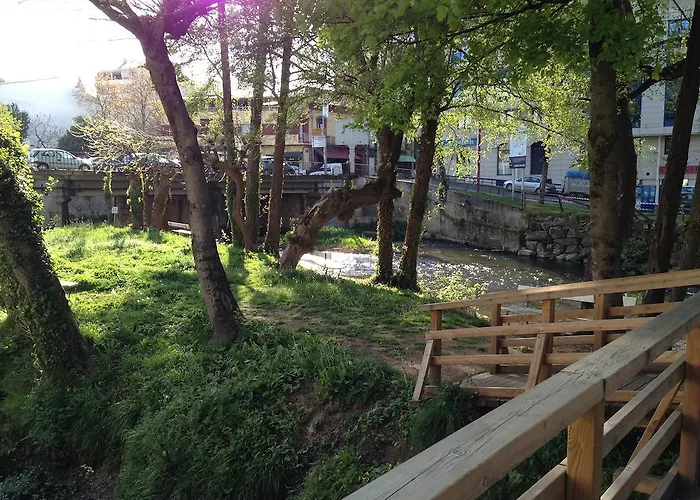 ゲストハウス ペンジョン ブラソネス