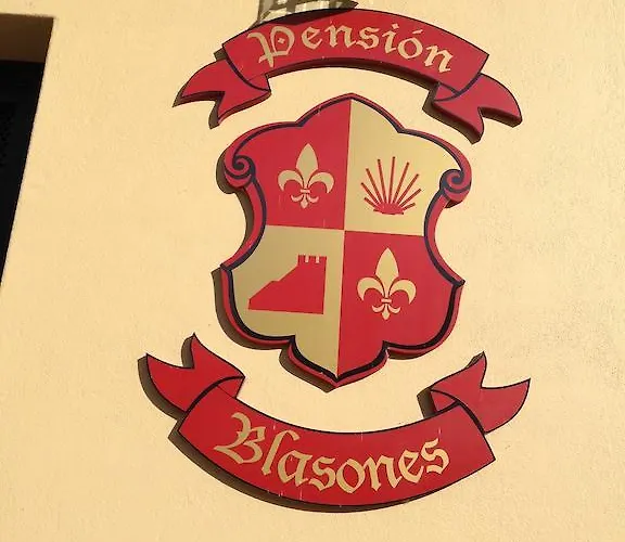 ゲストハウス ペンジョン ブラソネス サリア