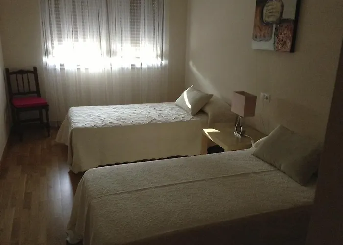 ペンジョン ブラソネス サリア